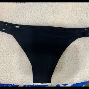 VS - bikini bottom